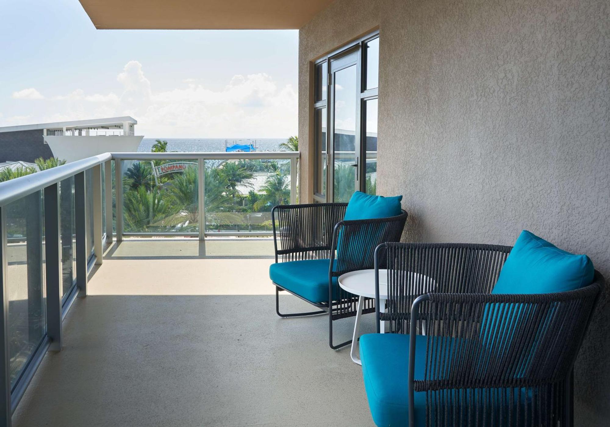 Home2 Suites By Hilton Pompano Beach Pier, Fl Exteriör bild
