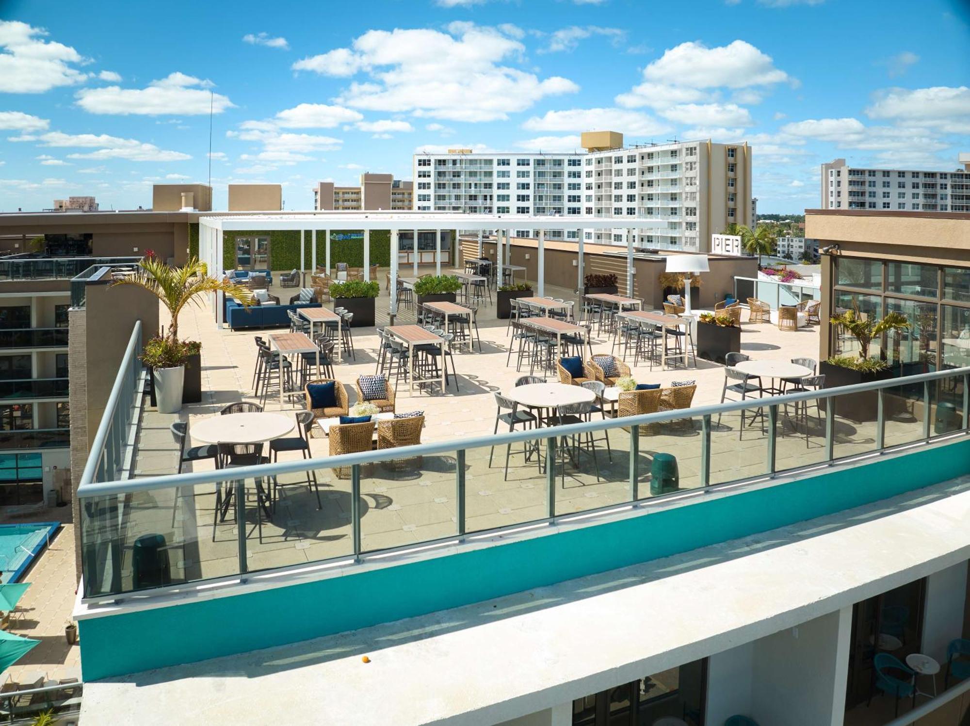 Home2 Suites By Hilton Pompano Beach Pier, Fl Exteriör bild
